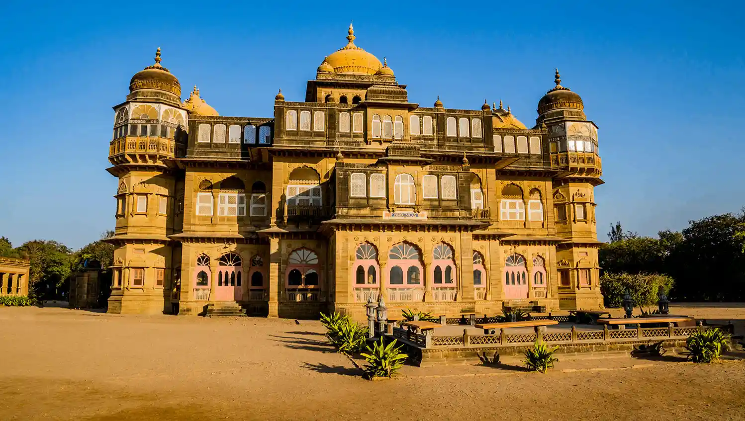 Vijay Vilas Palace