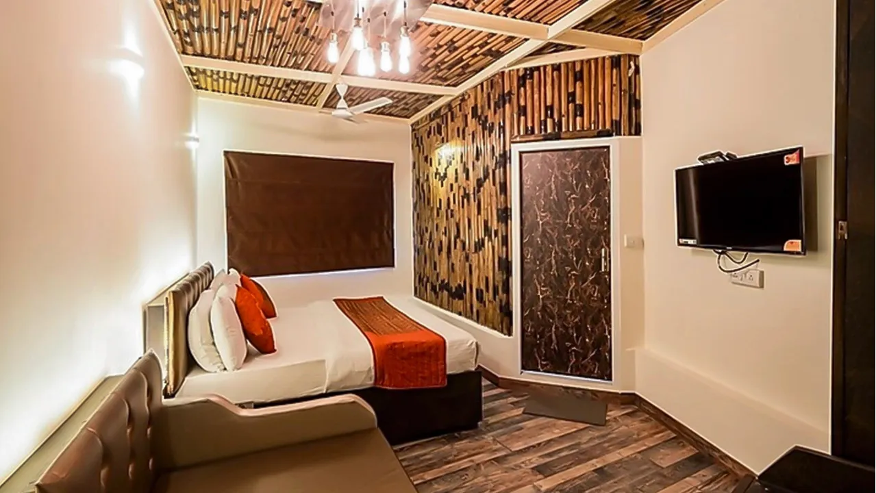 Bamboo Cottage Room