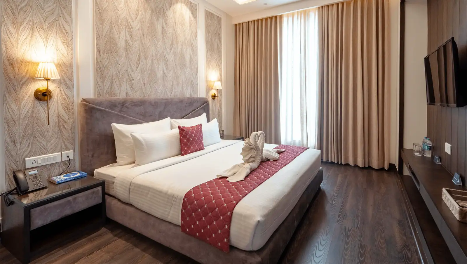 Ananda Presidential Suite