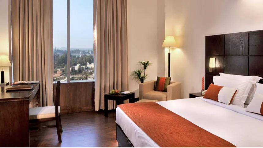 Executive King Bed