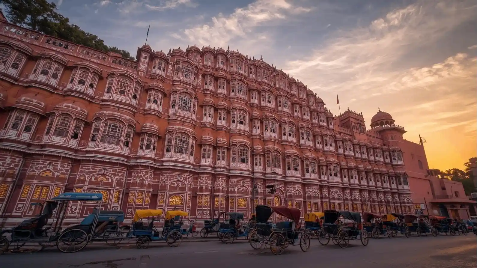 Hawa Mahal (Palace of Winds)