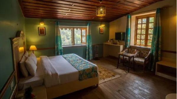 Emperor Suite