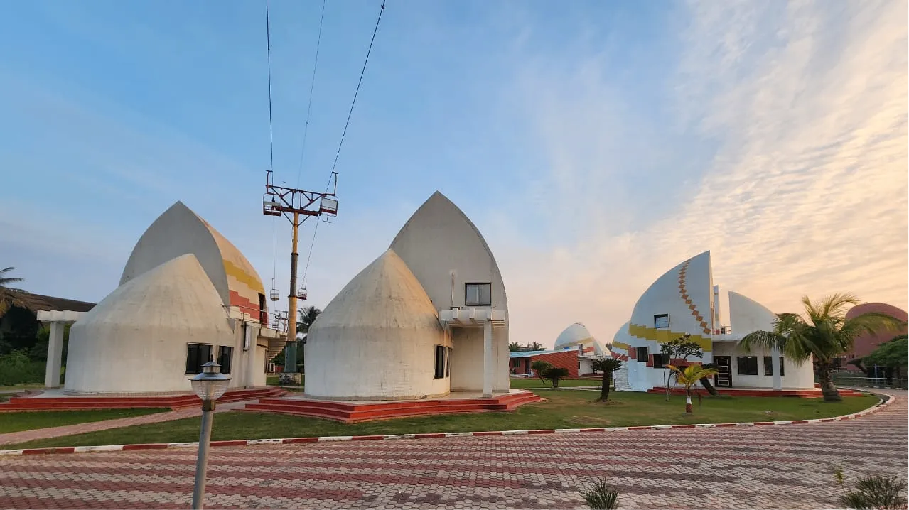 Sail House