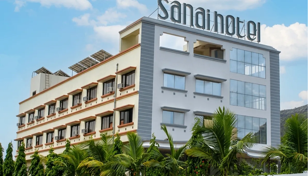 Hotel Sanai Residency