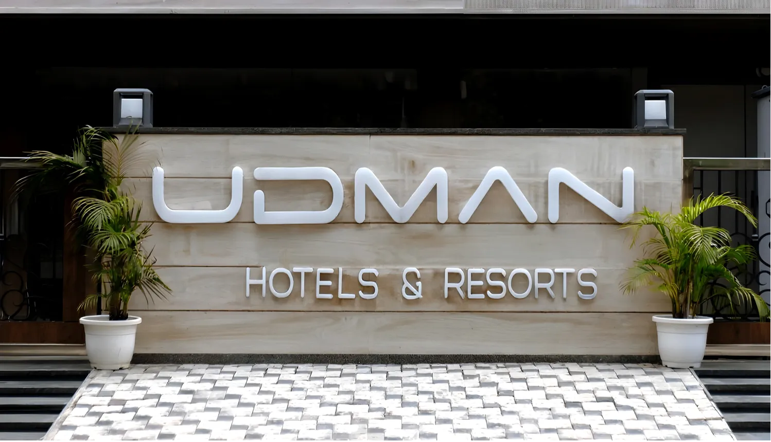 Udman Hotel, Gurugram by Ferns N Petals