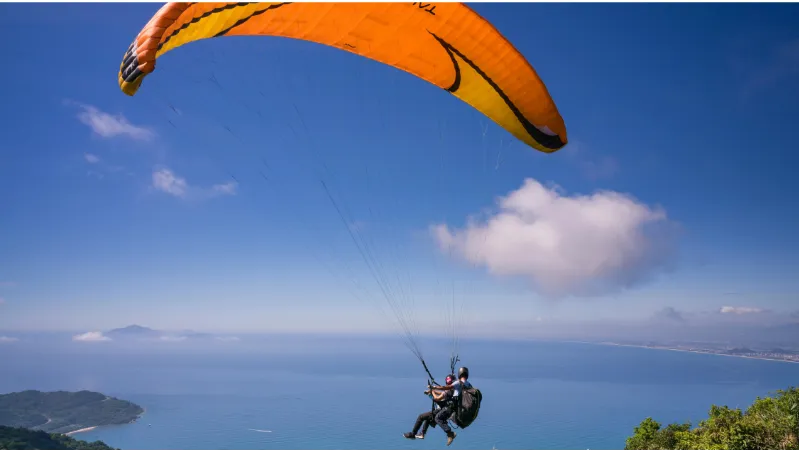 Paragliding