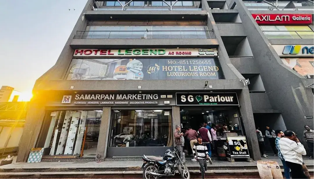 Hotel Legend