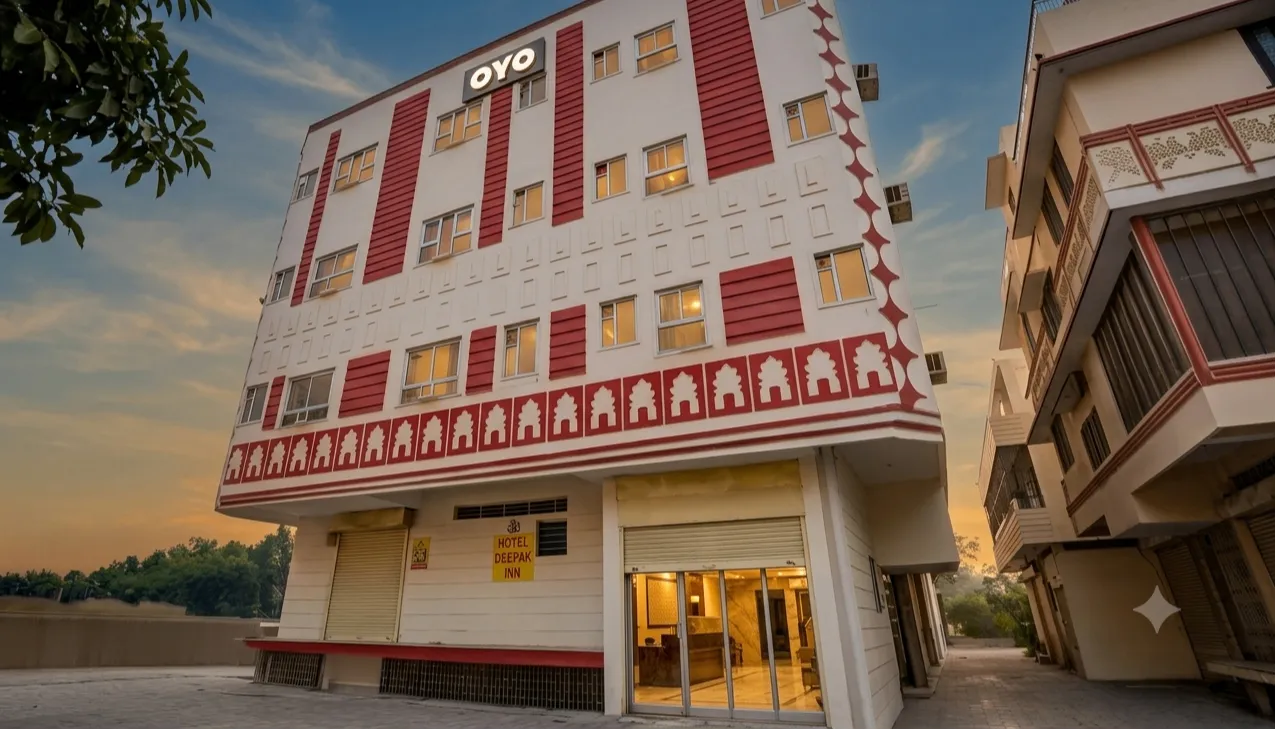 Hotel Deepak