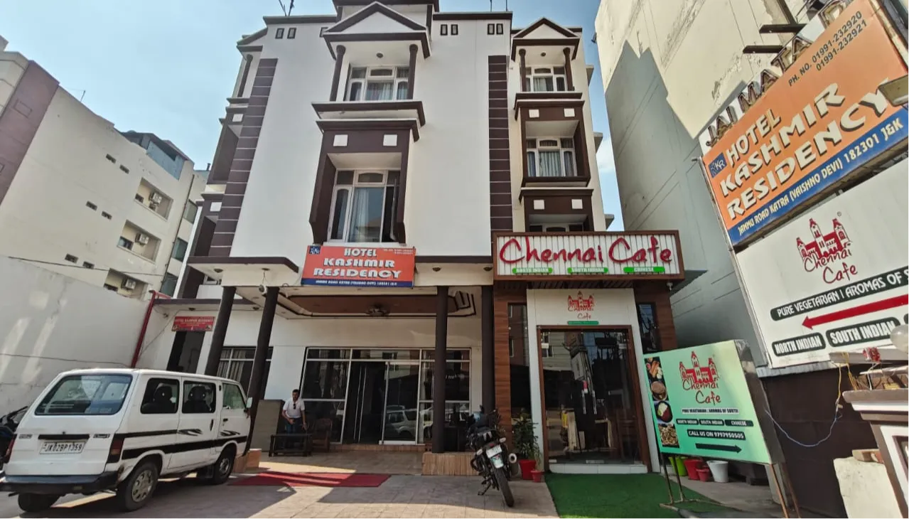 Hotel Kashmir Residency