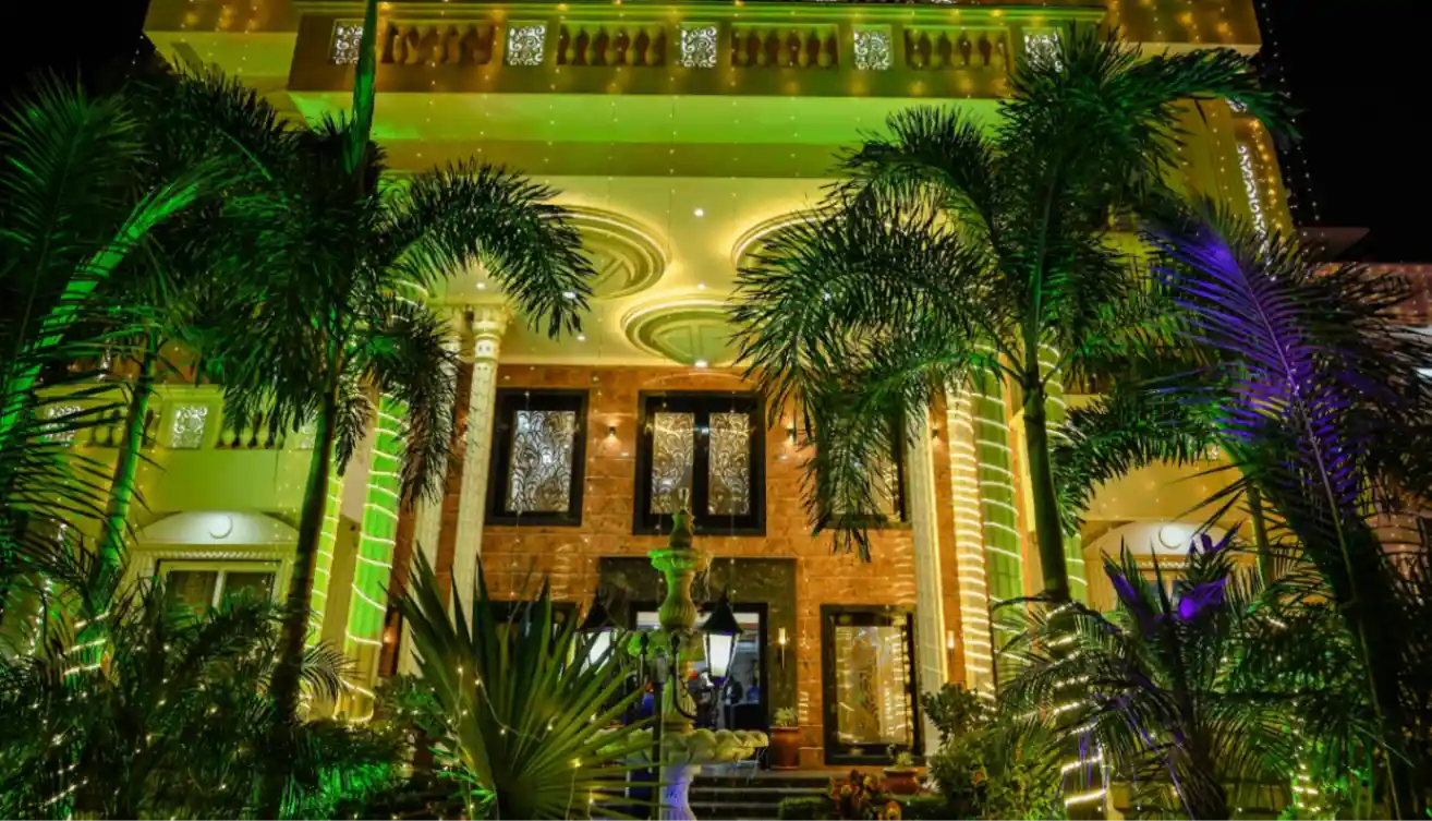 Hotel Awadh Castle