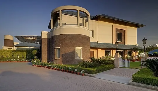 Club Patio