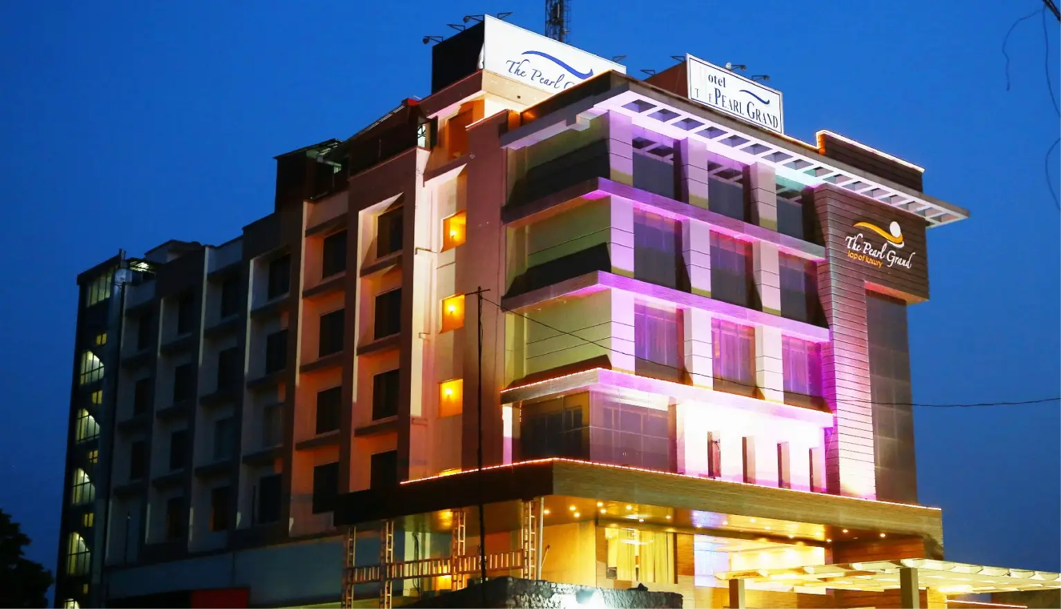 The Pearl Grand Hotel