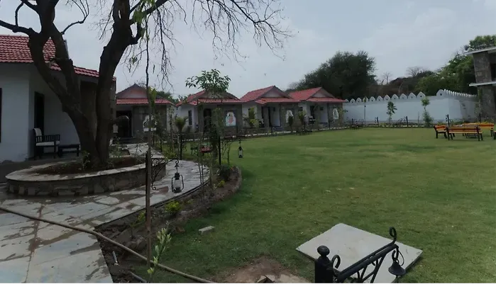 गैलरी फ़ोटो 2