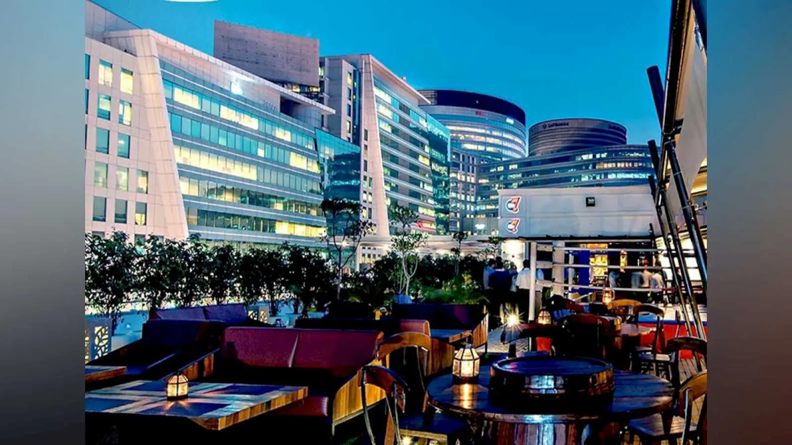 DLF CyberHub 
