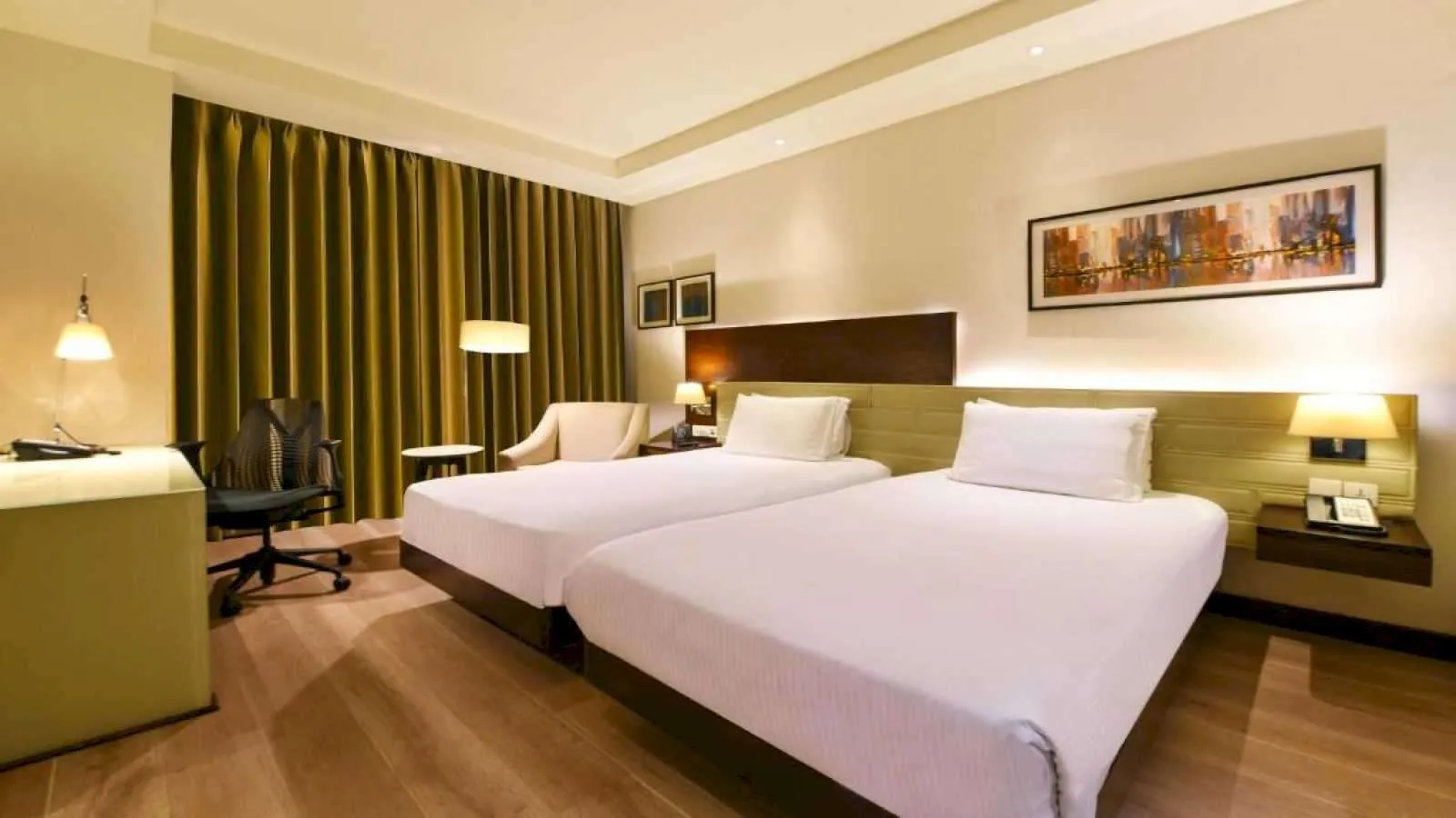 Twin Room 