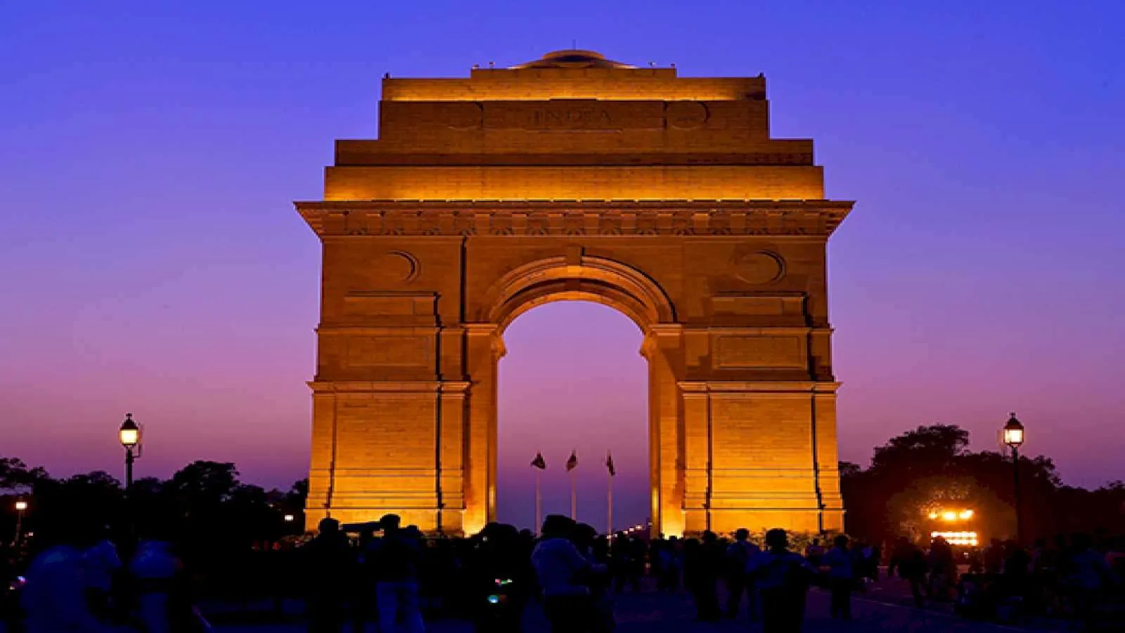 India Gate at 4 km