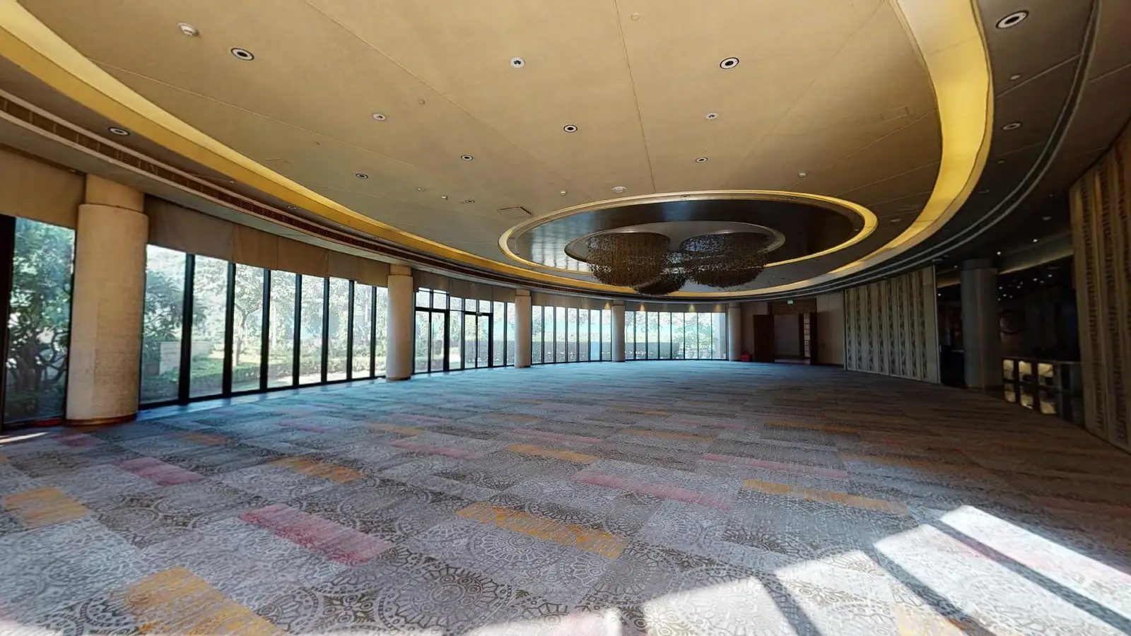 Mansion Oval Ballroom