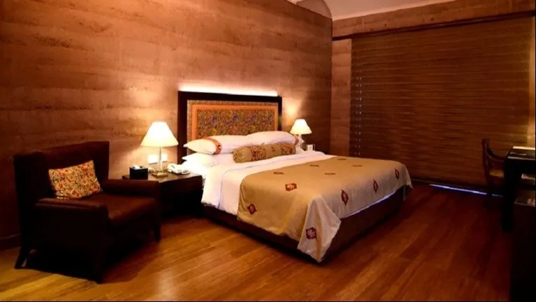 Deluxe Terrace Suite