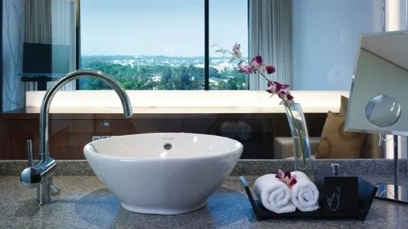 Luxury Suite Pool View