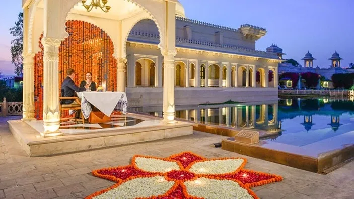 Private Dinner Under the Lakeside Dome