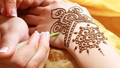 Henna Painting