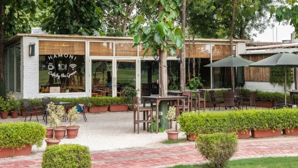 Hamoni: Cafe by the Greens