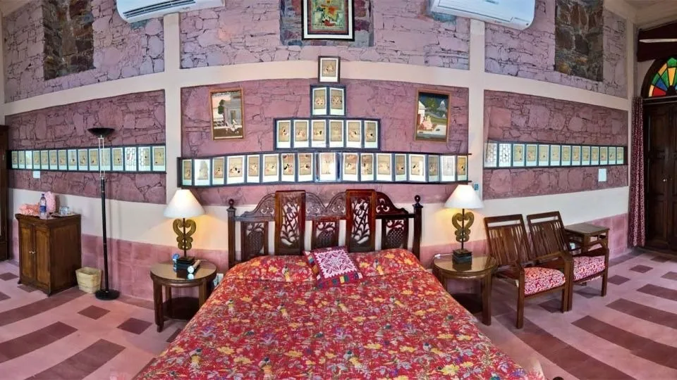 Sutra Mahal 