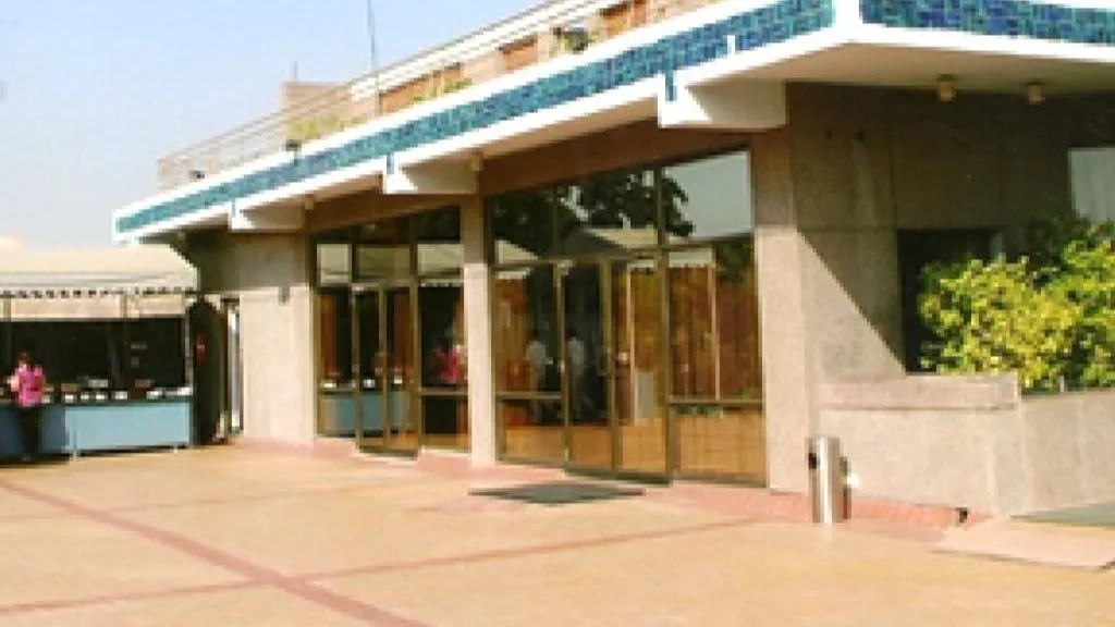 Lounge Terrace (Annexe Building)