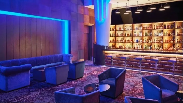 Liquid Lounge