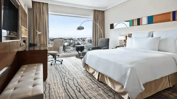 King Hilton Executive