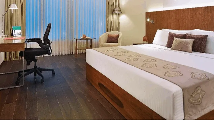 Executive Room Pool View