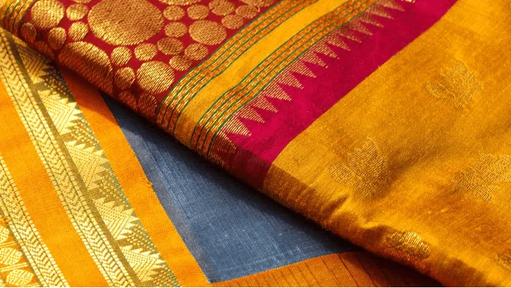 Pick a Pattu, Bite on a Murukku