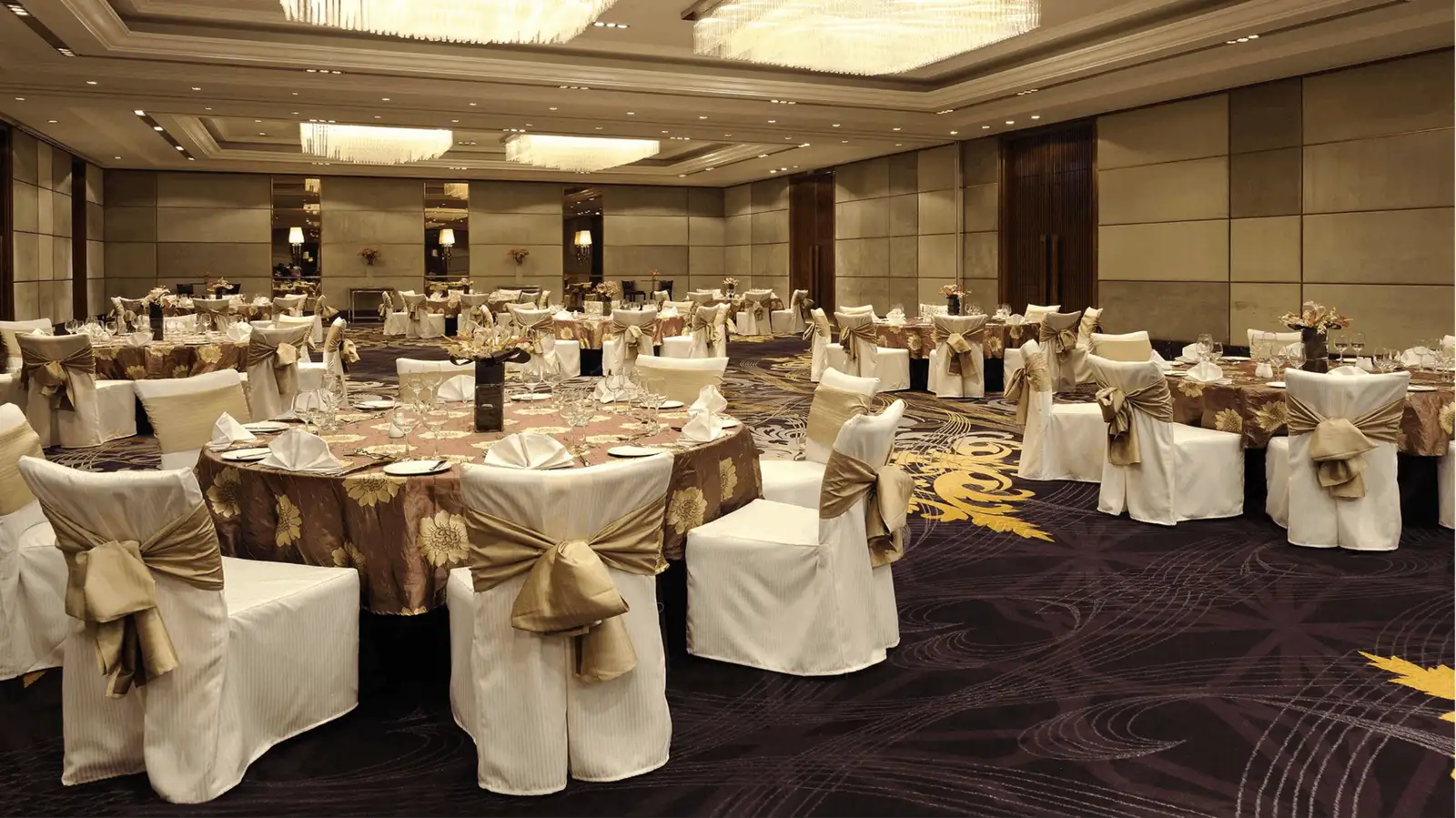 Royale Ball Room 2