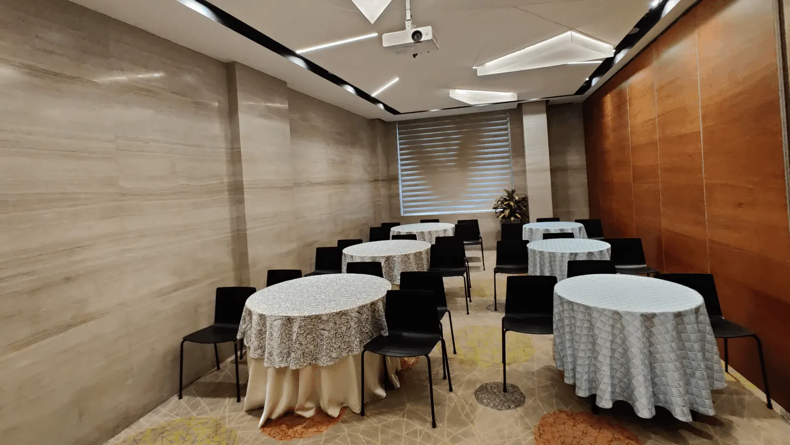 Meeting Room 02