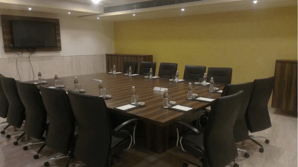 Boardroom 4	