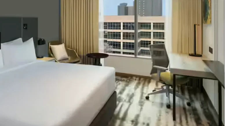 King Accessible Room