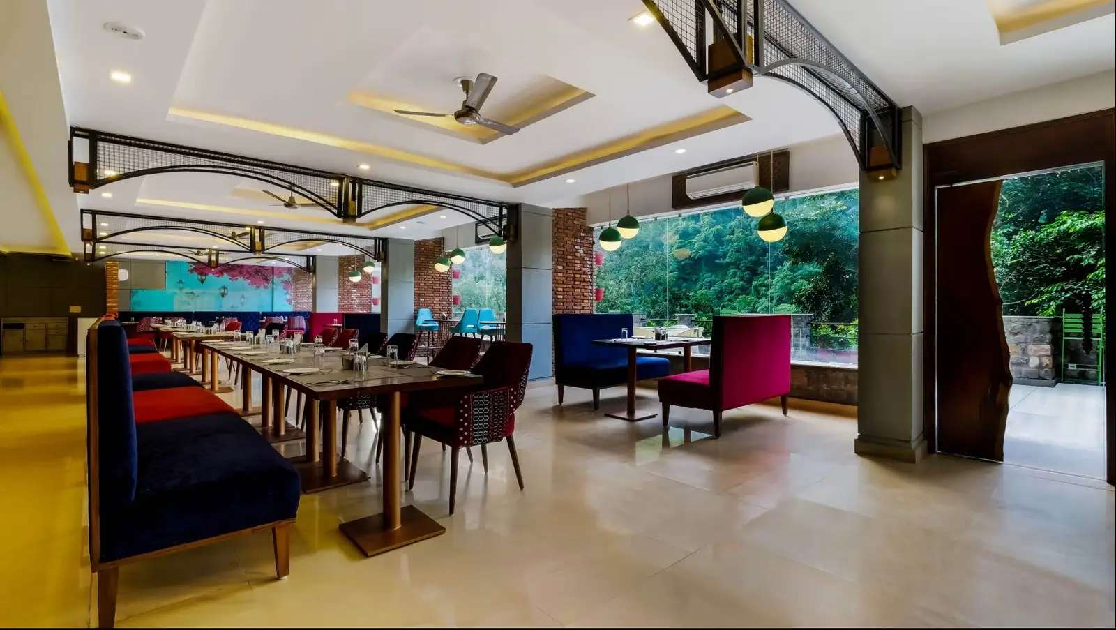 Alpina Multicuisine Restaurant