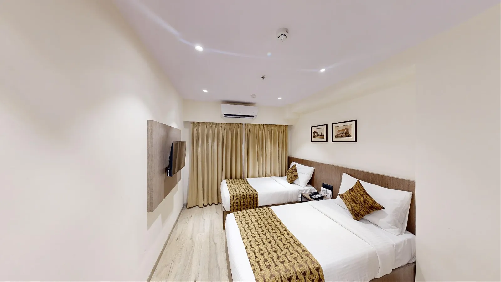 Superior Twin Room