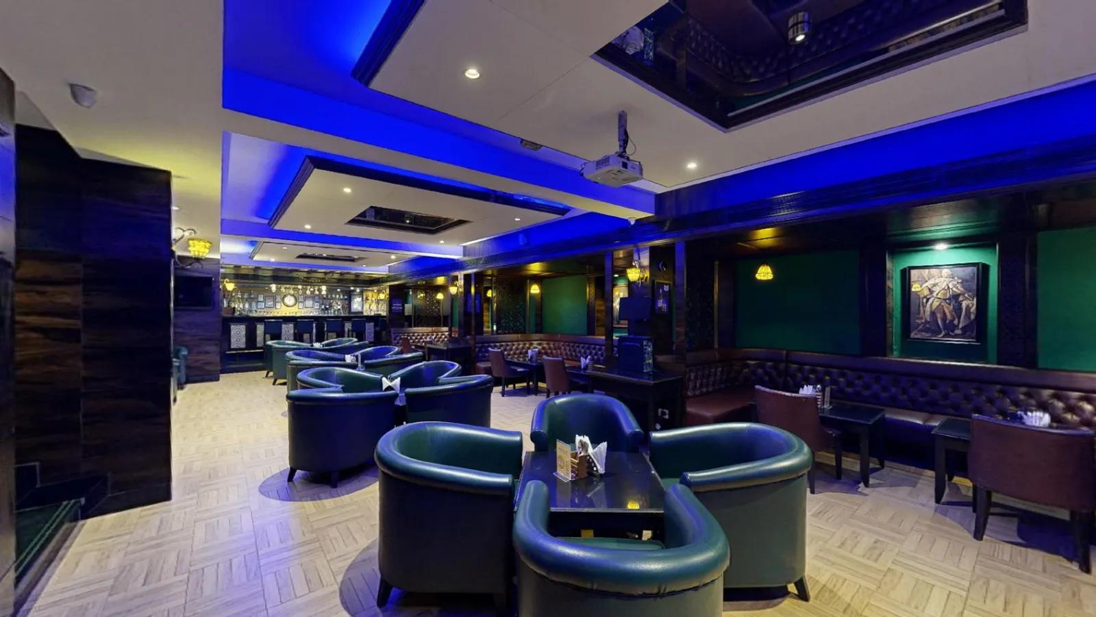 The Oaks Lounge & Bar