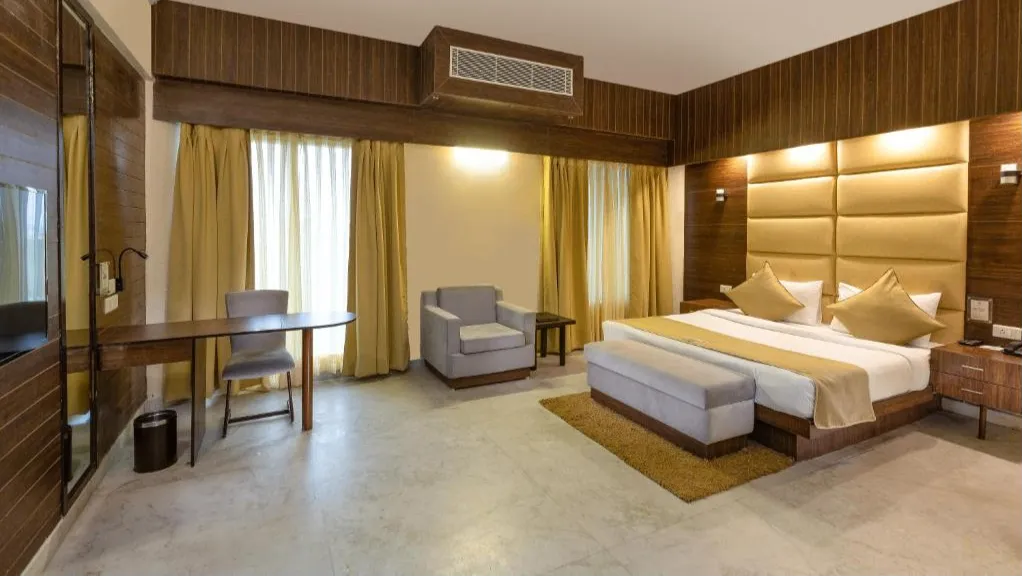 Premier Room