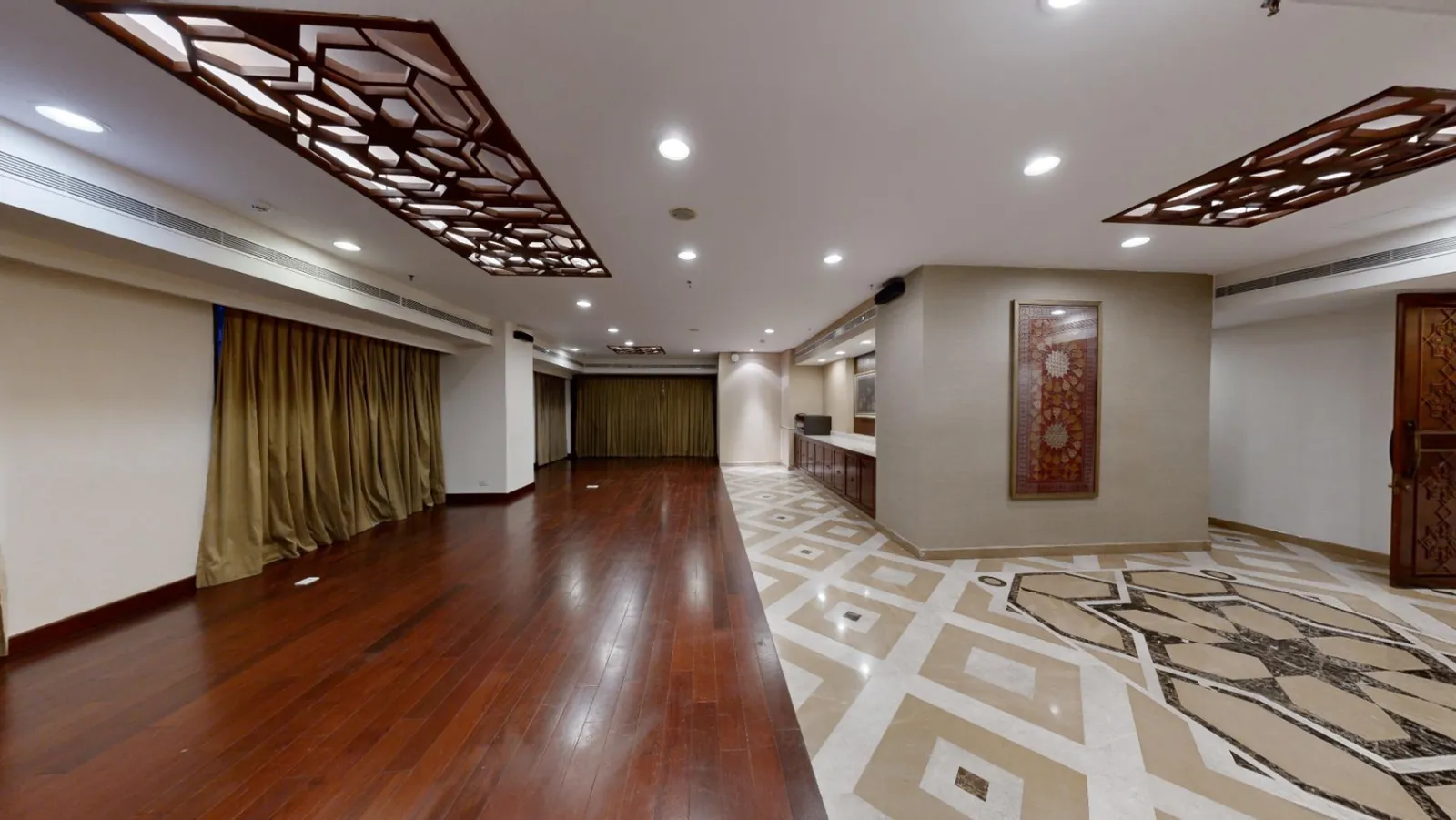 Executive Lounge
