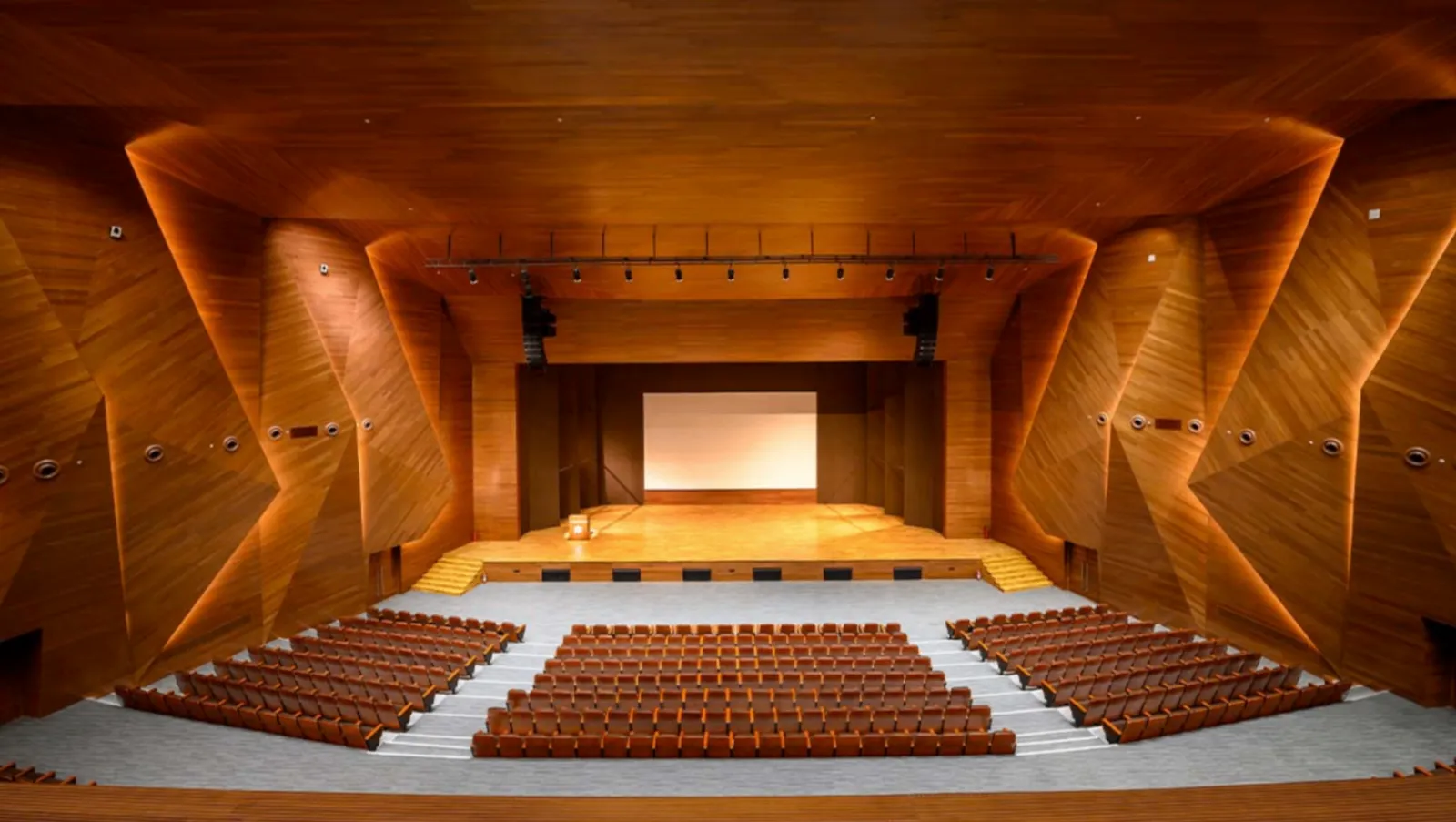 THE AUDITORIUM