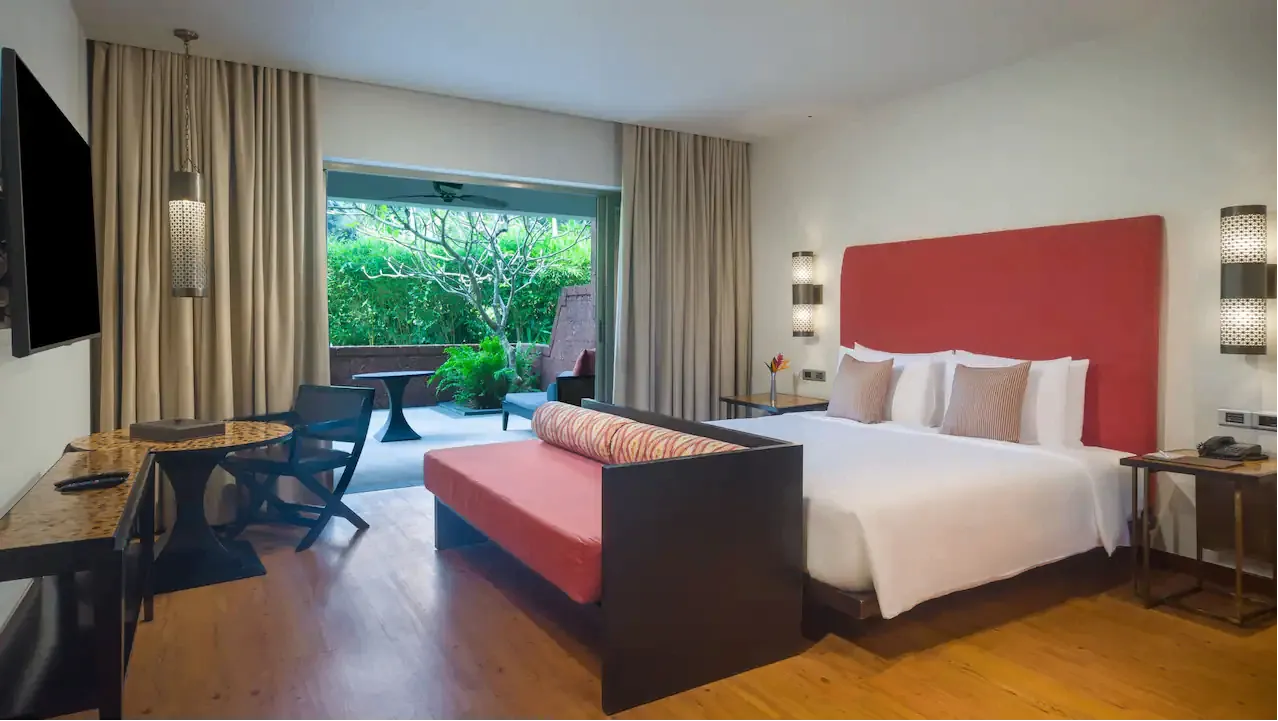 Family King Bed Room with Patio