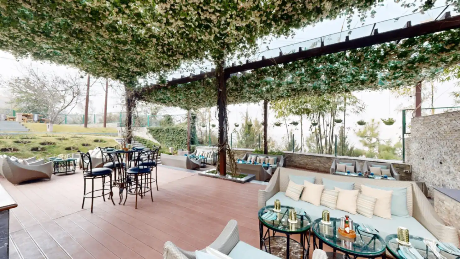 Wisteria Deck