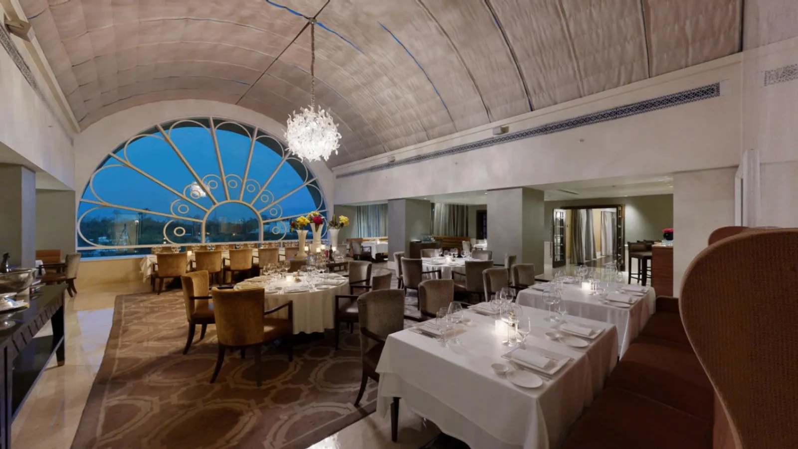 Le Cirque Signature