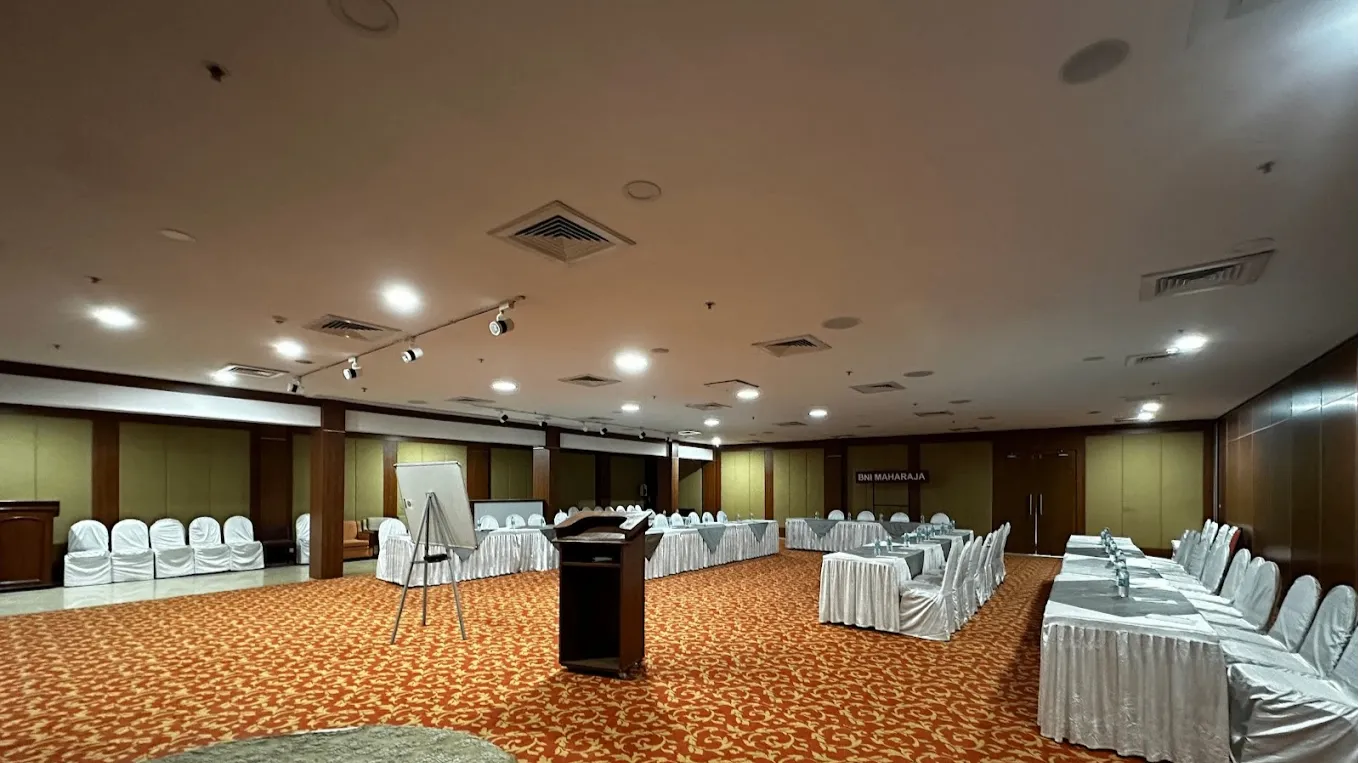DarBar Hall 