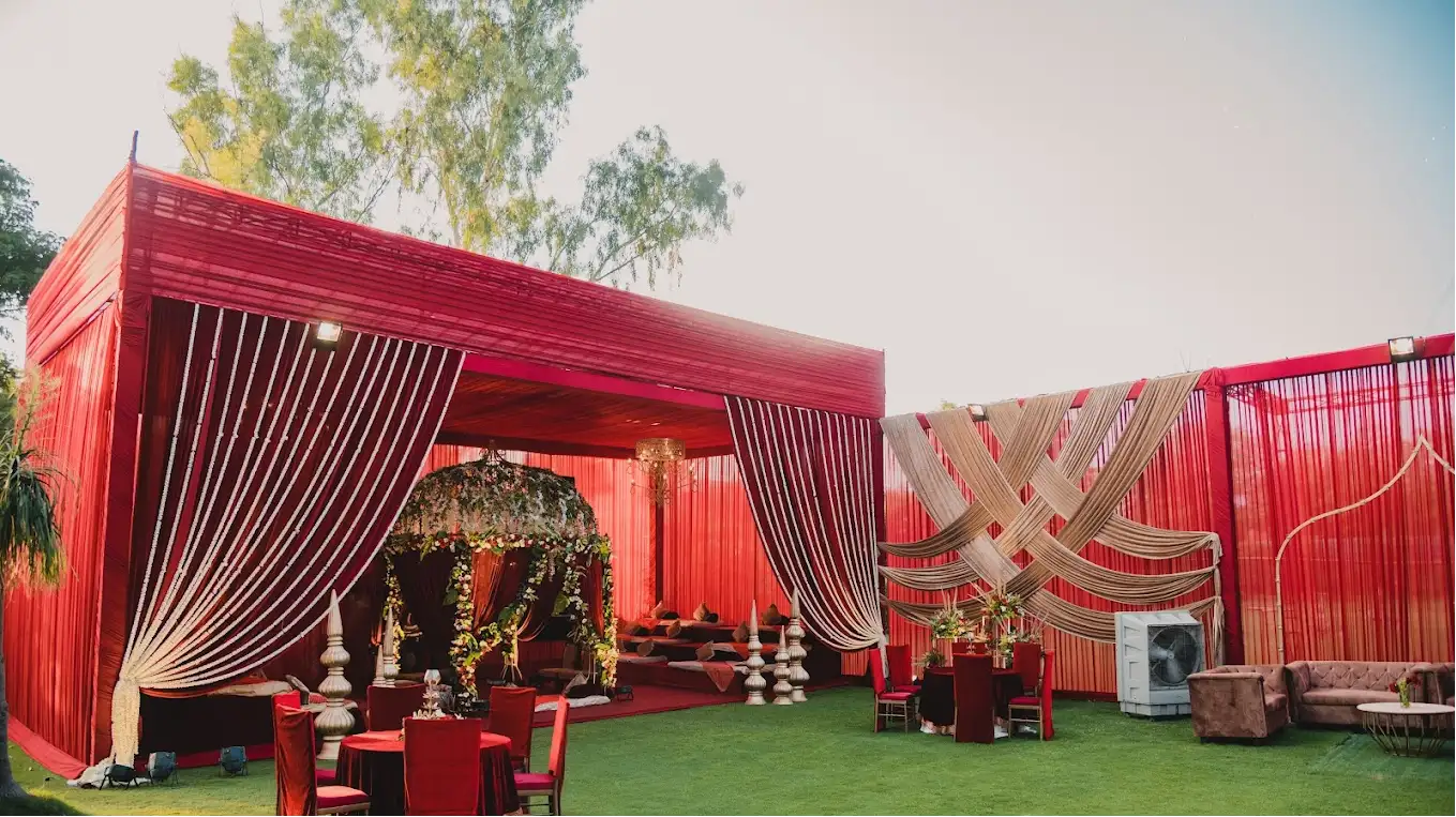 Serenade & Oasis Lawn