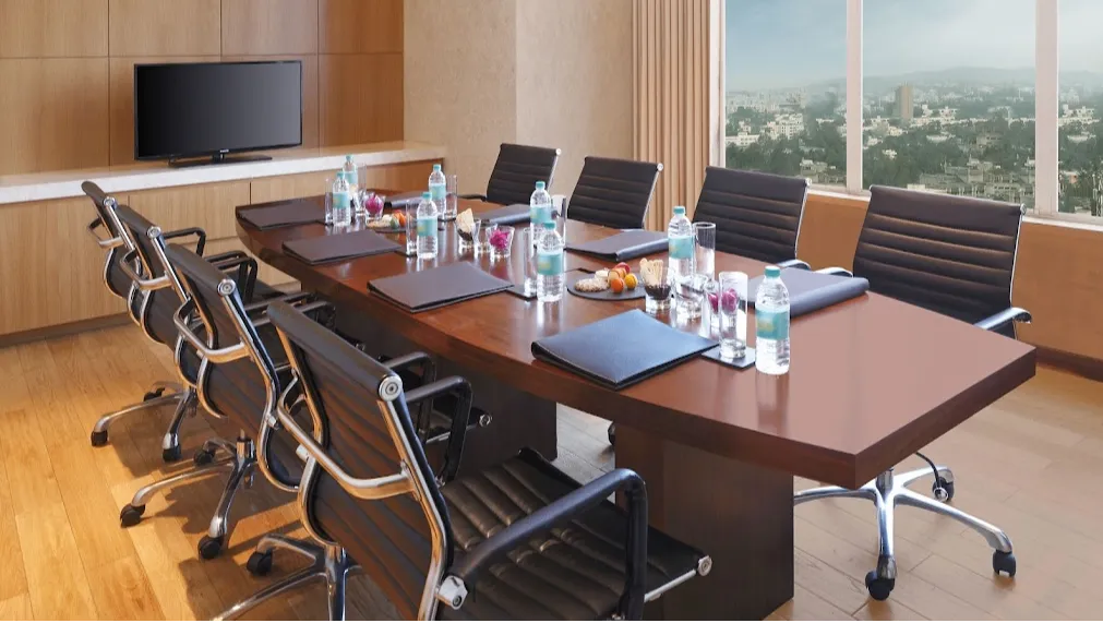 Executive Lounge - Meeting Room 1