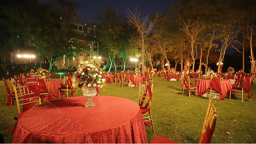 Shalimar Lawn 2​