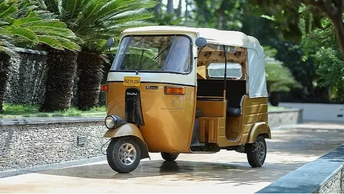 Tuk-Tuk Ride and Heritage Walk